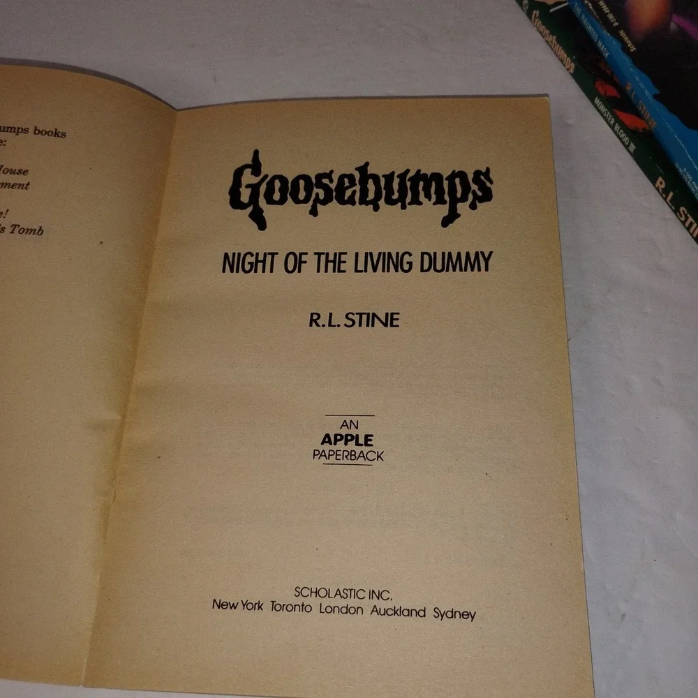 Goosebumps FIRST PRINT Night of the Living Dummy  R.L. Stine‎